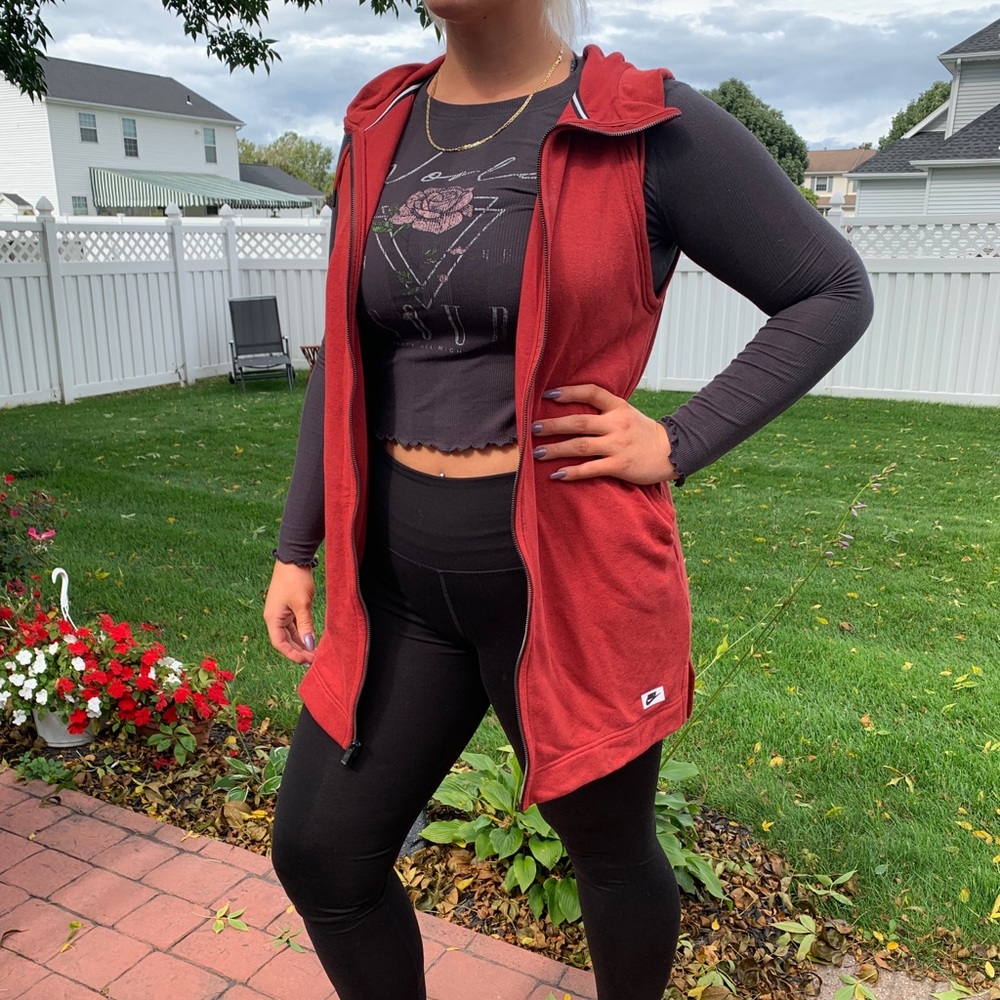 Nike zip-up vest